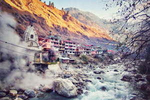 Manali to Kasol Kullu Tempo Traveller